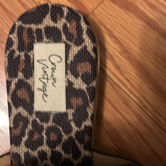 Sandals - Picture 2 of 4